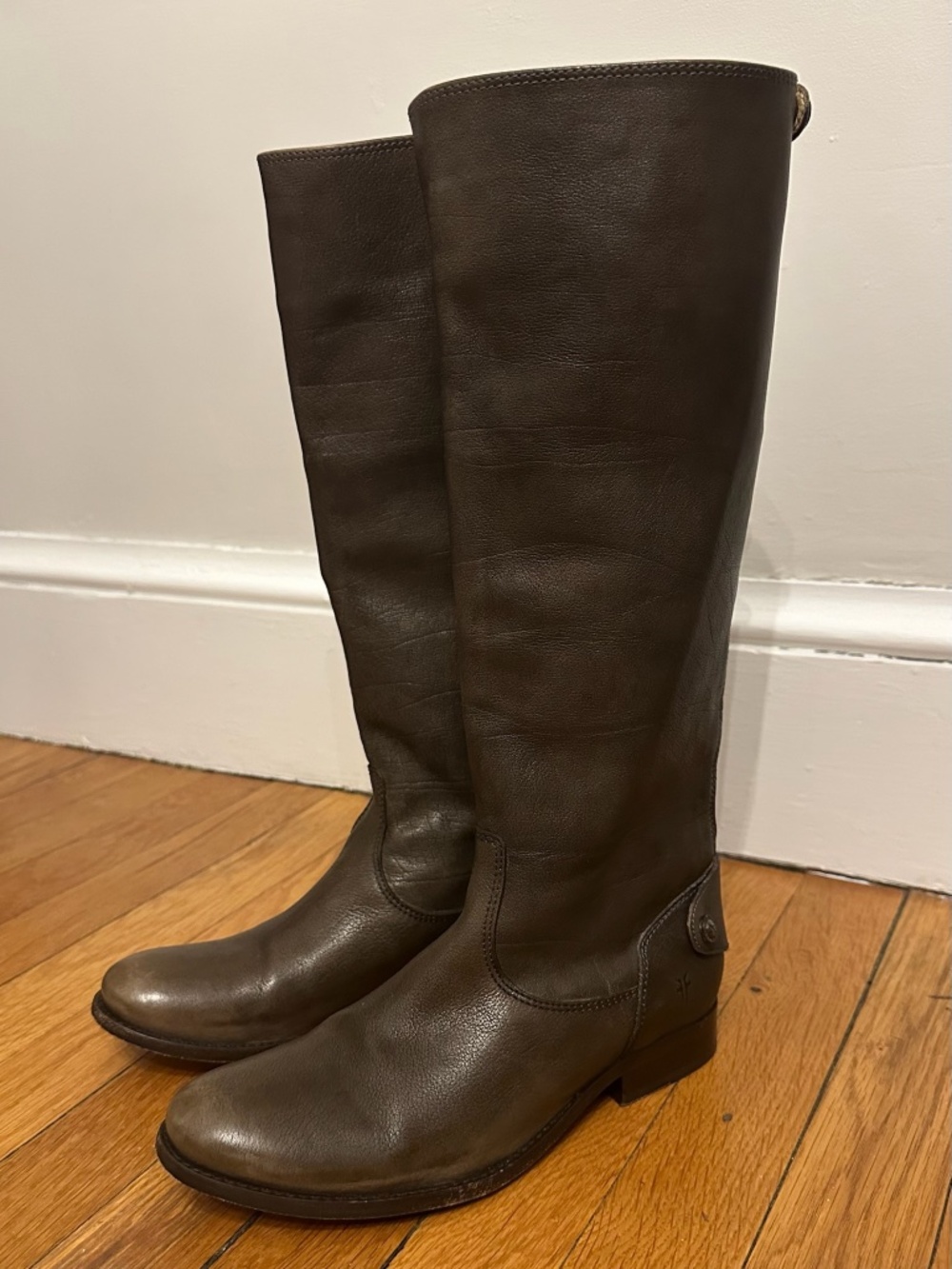 Frye Melissa Button Back Zip Riding Boots Women’s 7 Brown